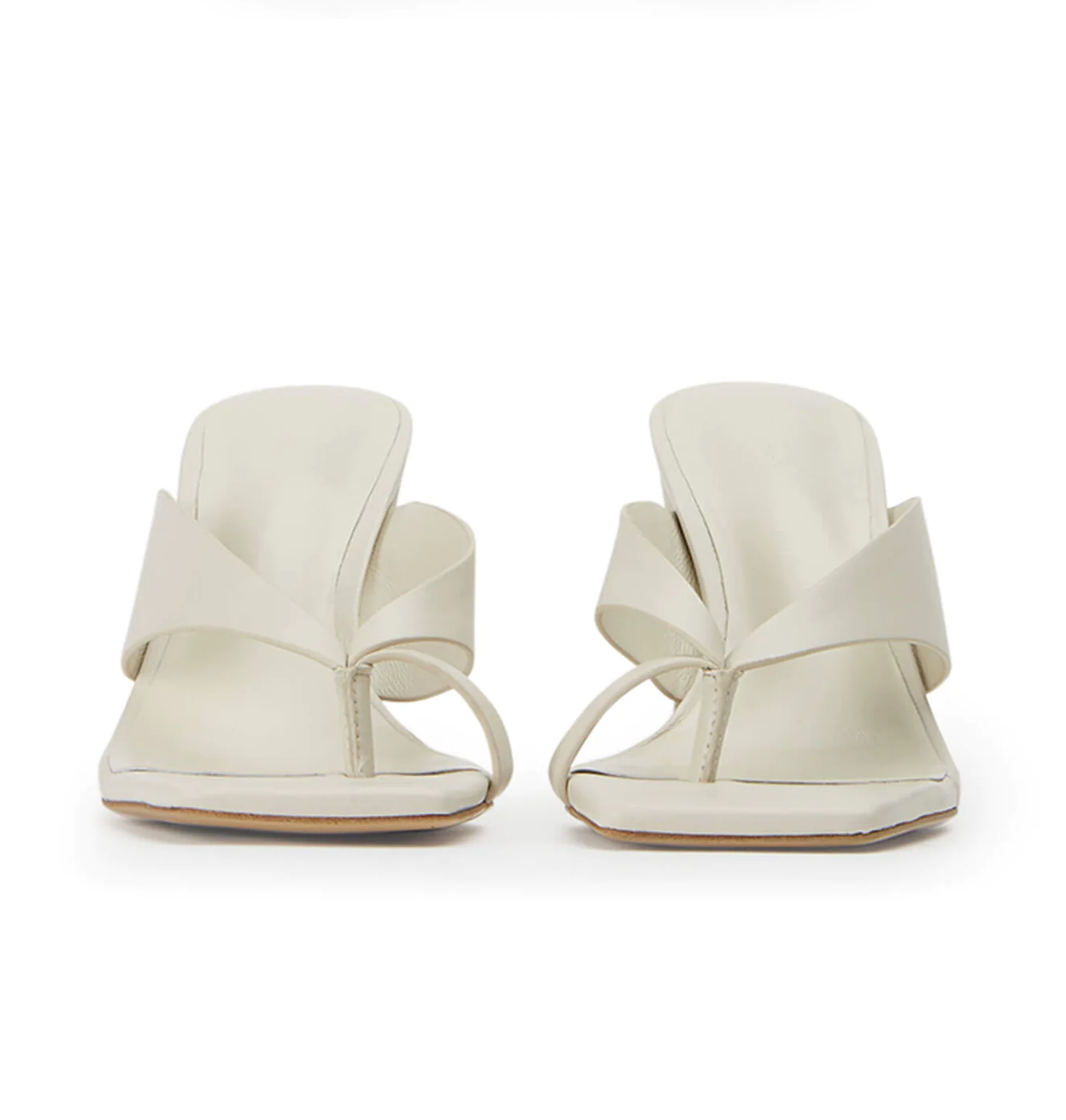 CLOVER HEELS