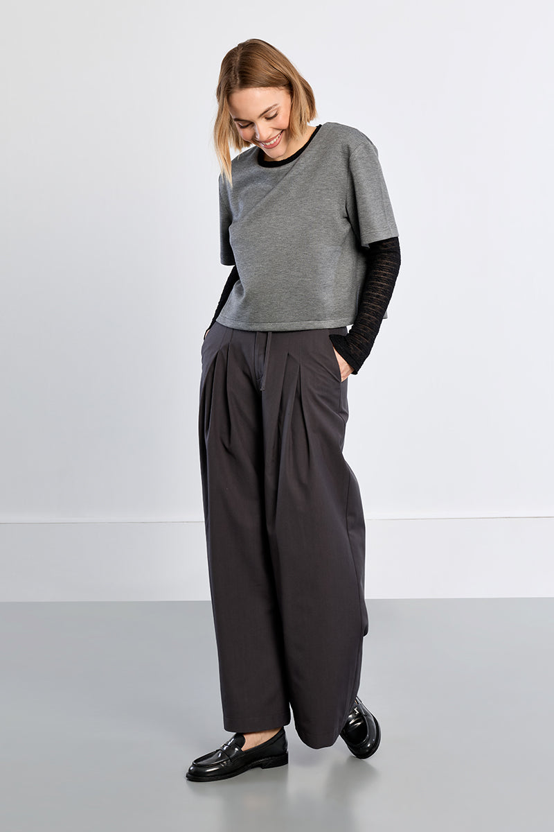YOUNG LADIES KNITTED TOP