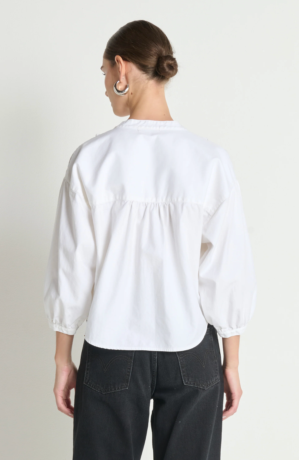 AMELIA RUFFLE SHIRT PORCELAIN