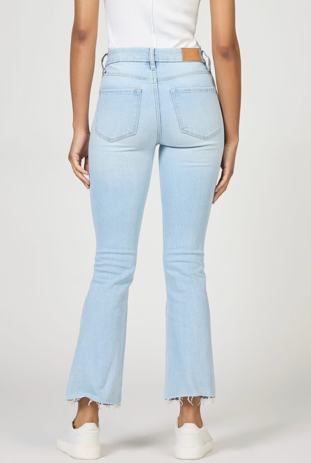 JEANNE FLARE JEAN
