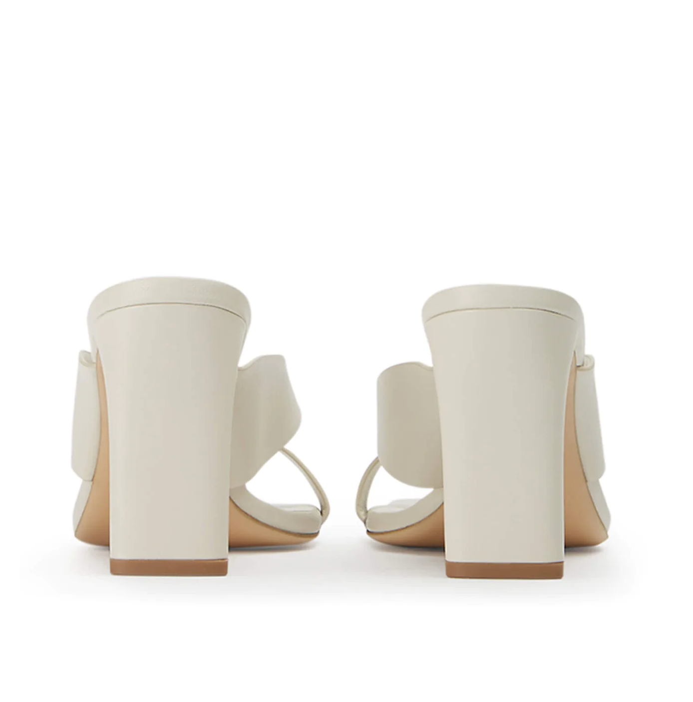 CLOVER HEELS