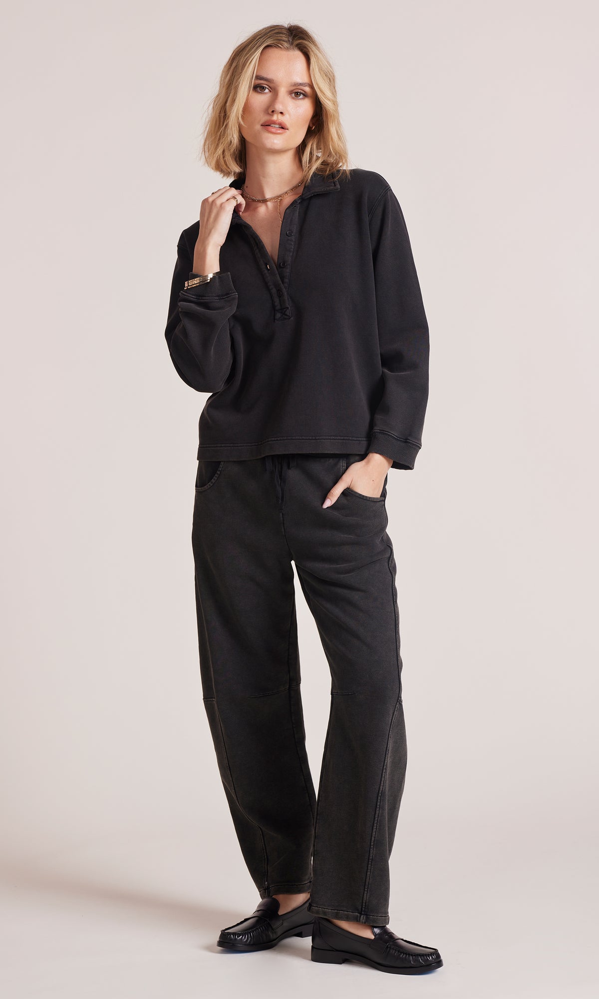 BARREL LEG SWEATPANT