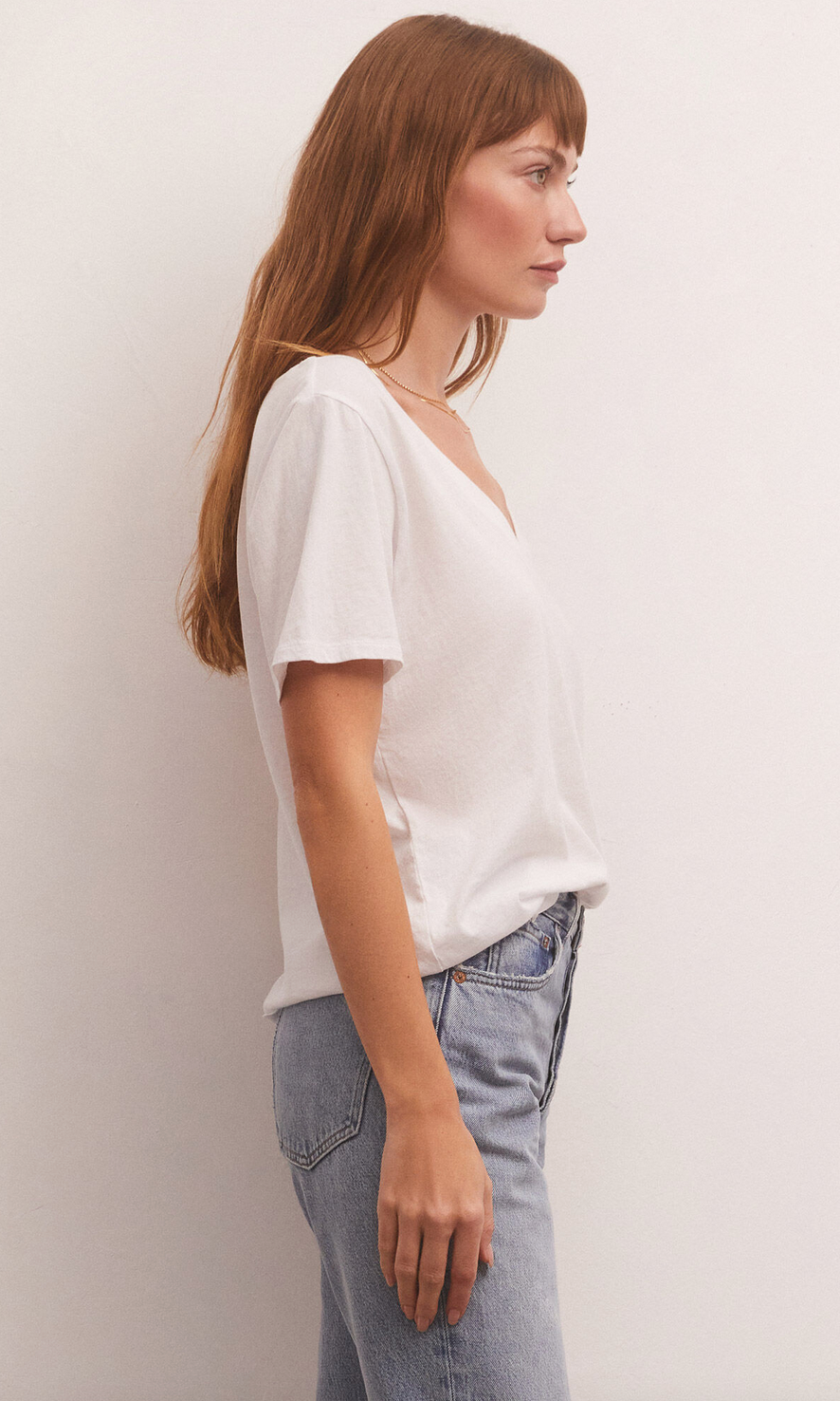 GIRLFRIEND V-NECK TEE