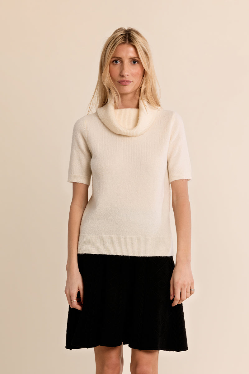 LADIES KNITTED SWEATER