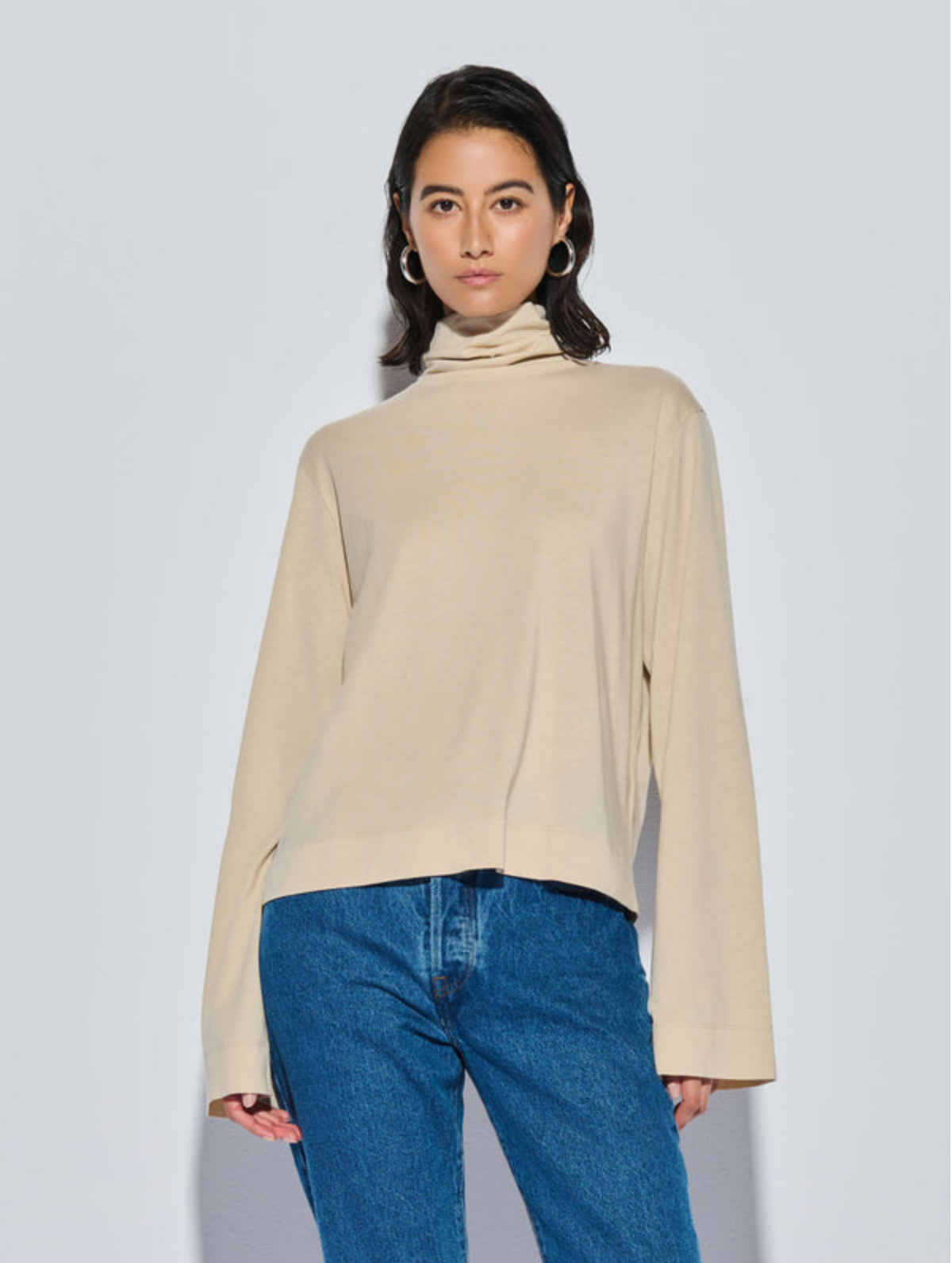 NEO MOCK NECK T-SHIRT