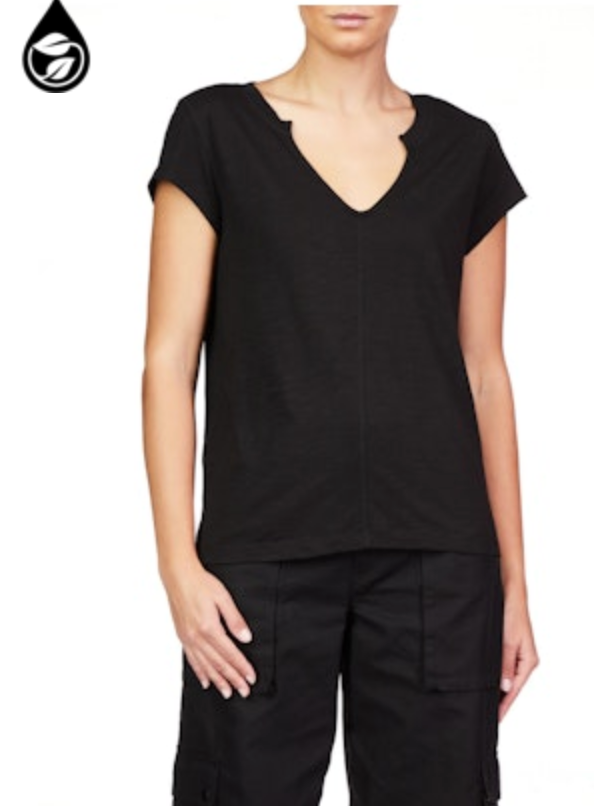 THE NEW GIRL TEE