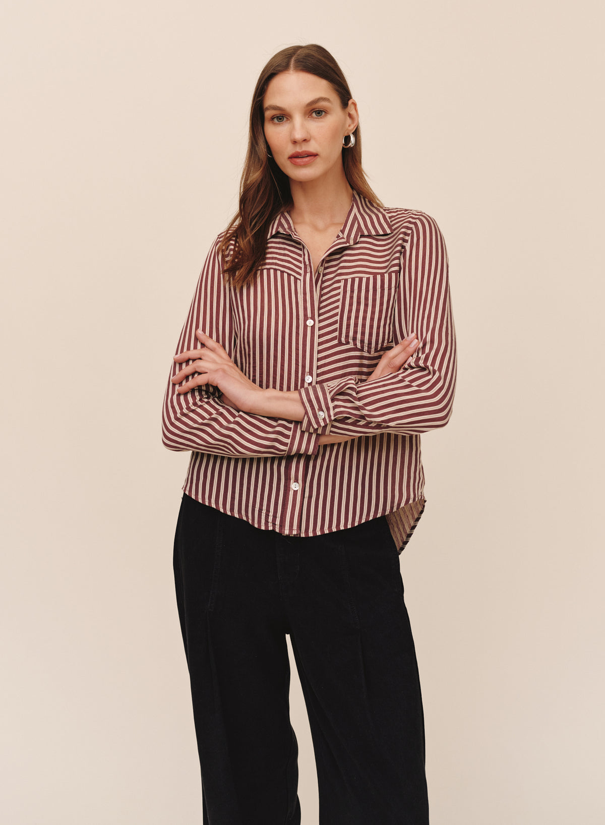 B20160-L56-304 - SEAMED BUTTON DOWN SHIRT