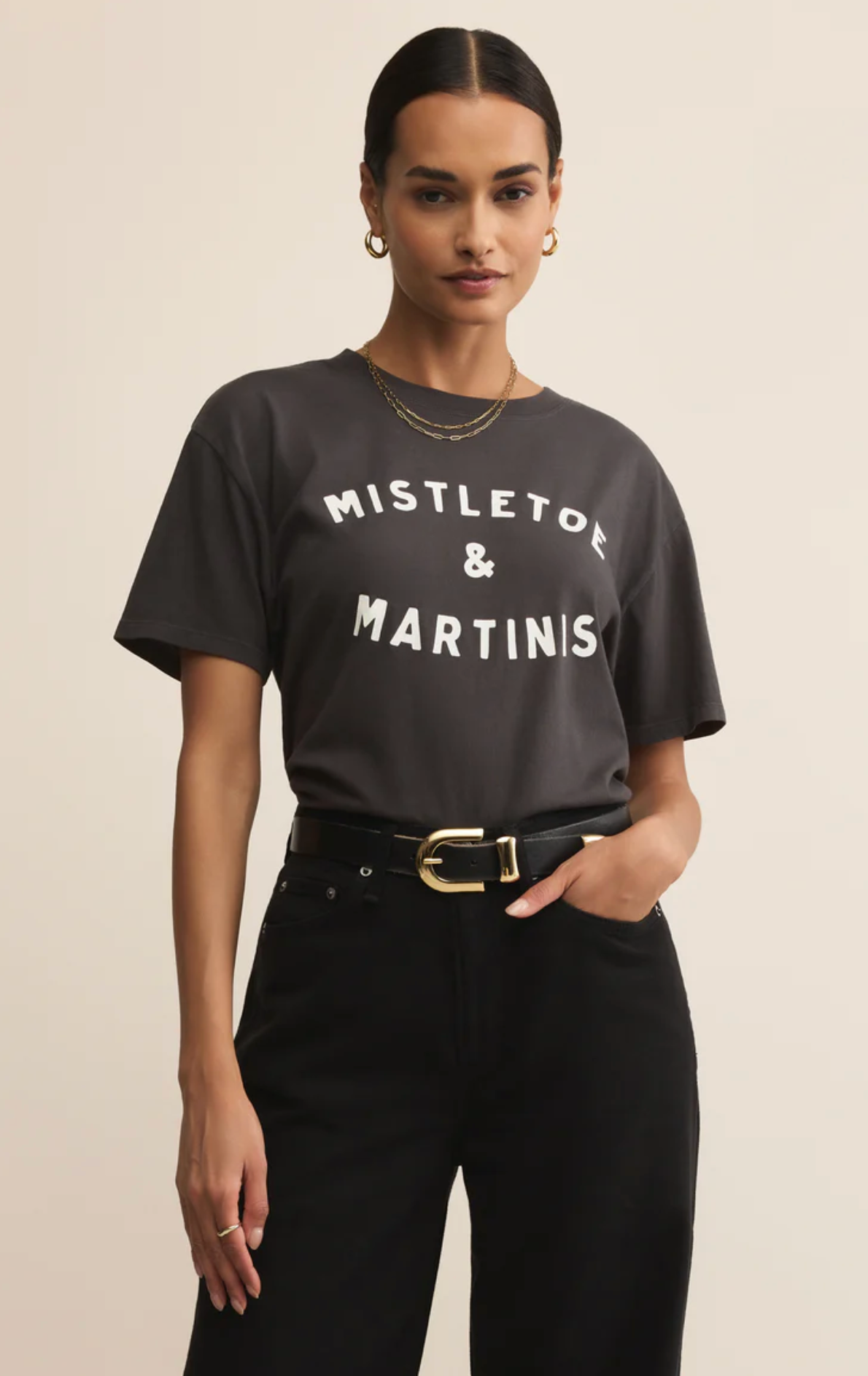 MISTLETOE BOYFRIEND TEE