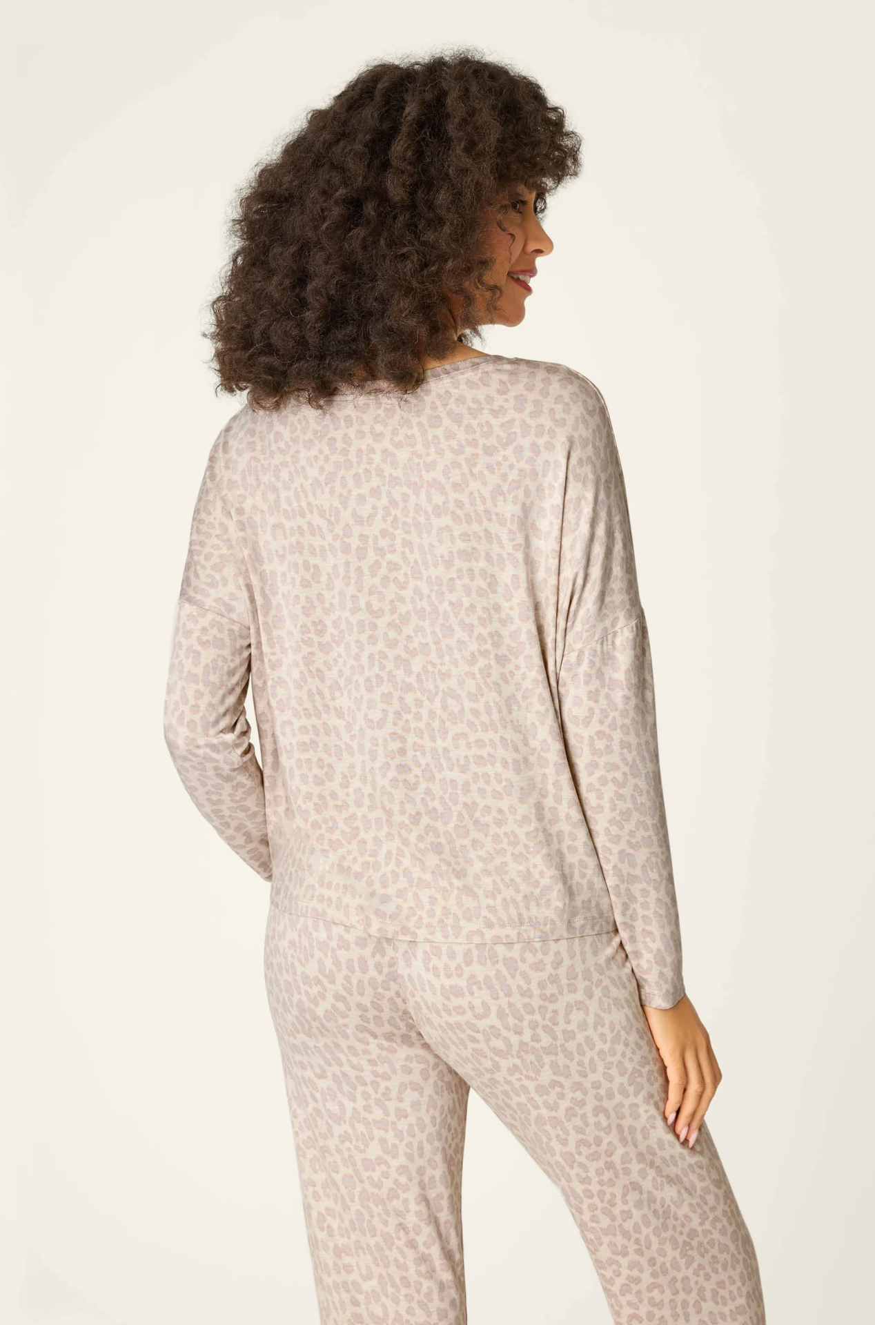 LUXE LEOPARD DREAMS LONG SLEEVE TOP