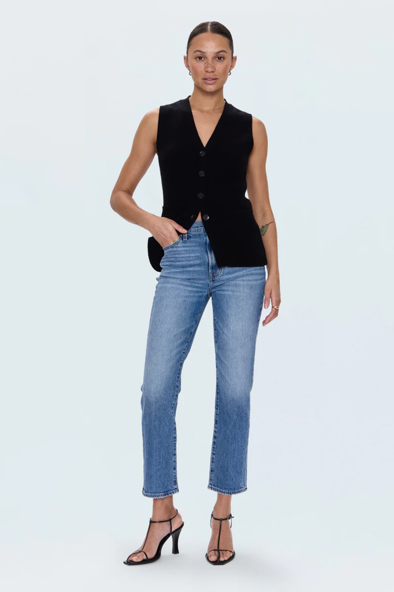 BRI HIGH RISE SLIM STRAIGHT JEAN
